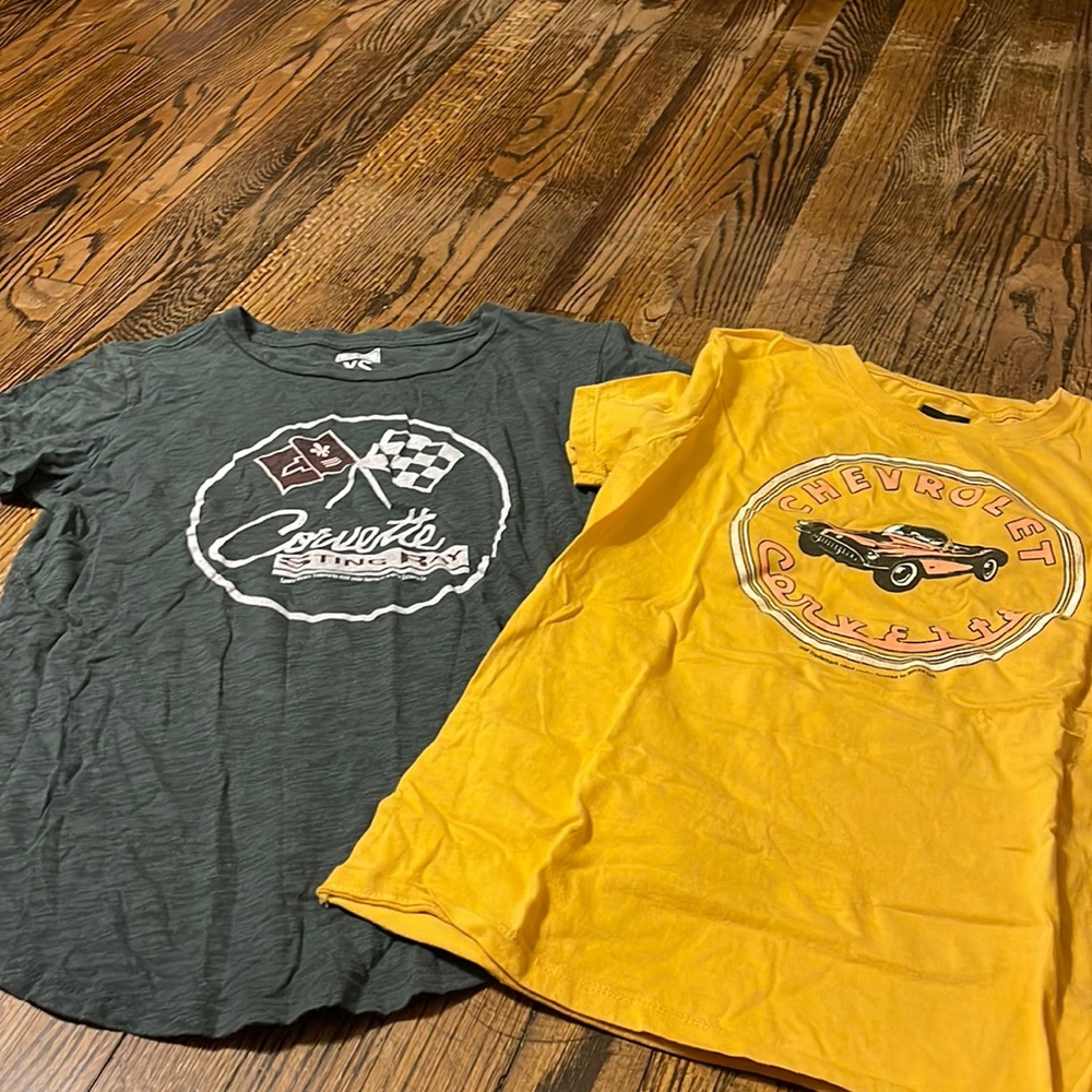 Lot of 2 corvette shirt